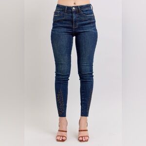 NWT Judy Blue PLUS + REG Size Embroidered Leg High Rise Skinny Jeans
